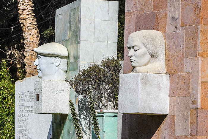 Estátua de Pablo Neruda